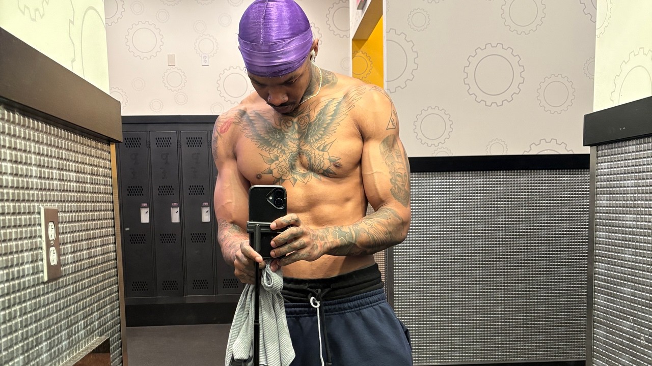 How Much You Lift Doesn’t Matter (If You Want an Aesthetic Physique)