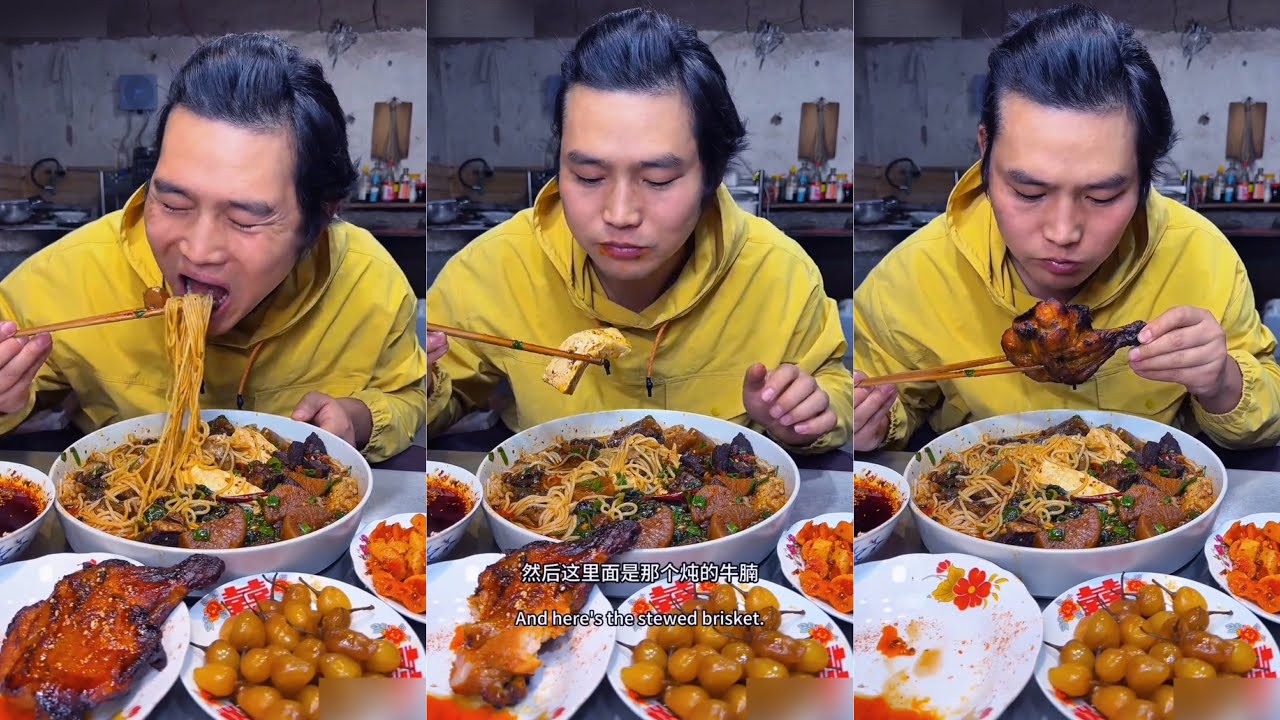ASMR Eating Chinese Noodle Soup & Crispy Roast Chicken (Big Bites)