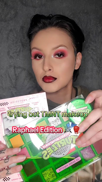 Trying TMNT X Profusion Collection as a stan!!🍕🐀🐢🐢🐢🐢 #tmnt  #tmntcowabungacollection #makeuptutorial