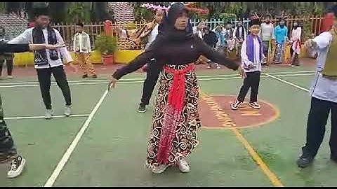 Tari Ondel-Ondel Kelompok 2