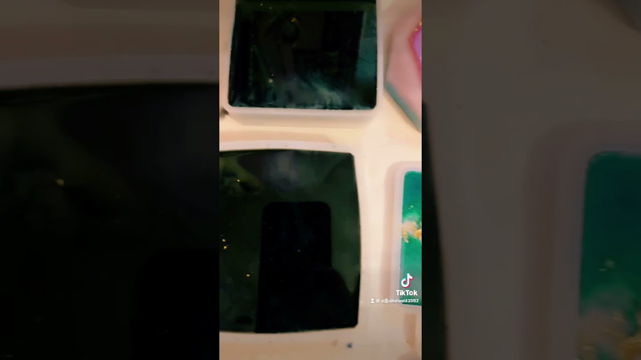 Obiecte din rășină epoxidica personalizate Handmade, pentru detalii va aștept în privat 🥰