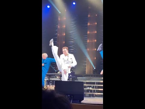 ライブ中に一曲撮影OK!! 『田原俊彦 抱きしめてTONIGHT』