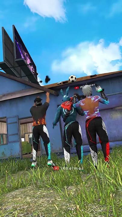 A BOLA PRESA NO TELHADO 😂😂😭  - FREE FIRE MEME TIKTOK