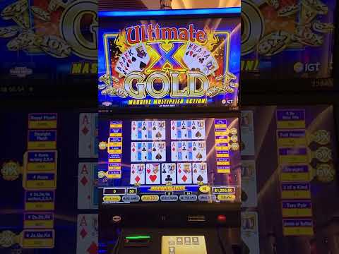 Can We Get The 4th Ace With 4x Multipliers?! #videopoker #casino #ultimatex  #handpay