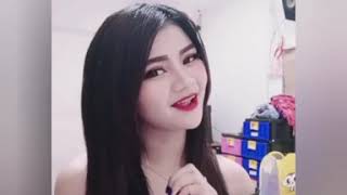 TIKTOK HOT 2019 - MAMA MUDA SEKSI & CANTIK GOYANG HOT PAKAI ROK MINI. BIKIN TEGANG