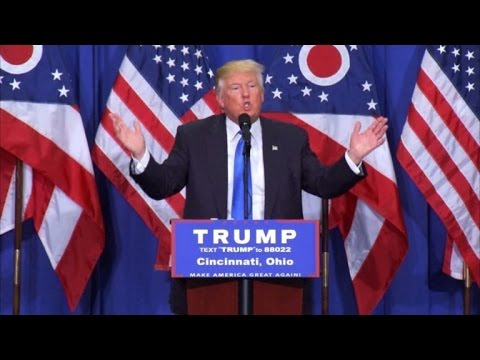 Donald Trump Said Hillary Would Make a Good President In Forgotten Radio Show