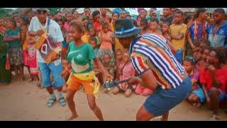 Bertin Kabosy - Hararavo mandoliny tsapiky toliar (FIDA CYRILLE RUDI DIDI TSAPIKY TOLIARA MADAGASCAR