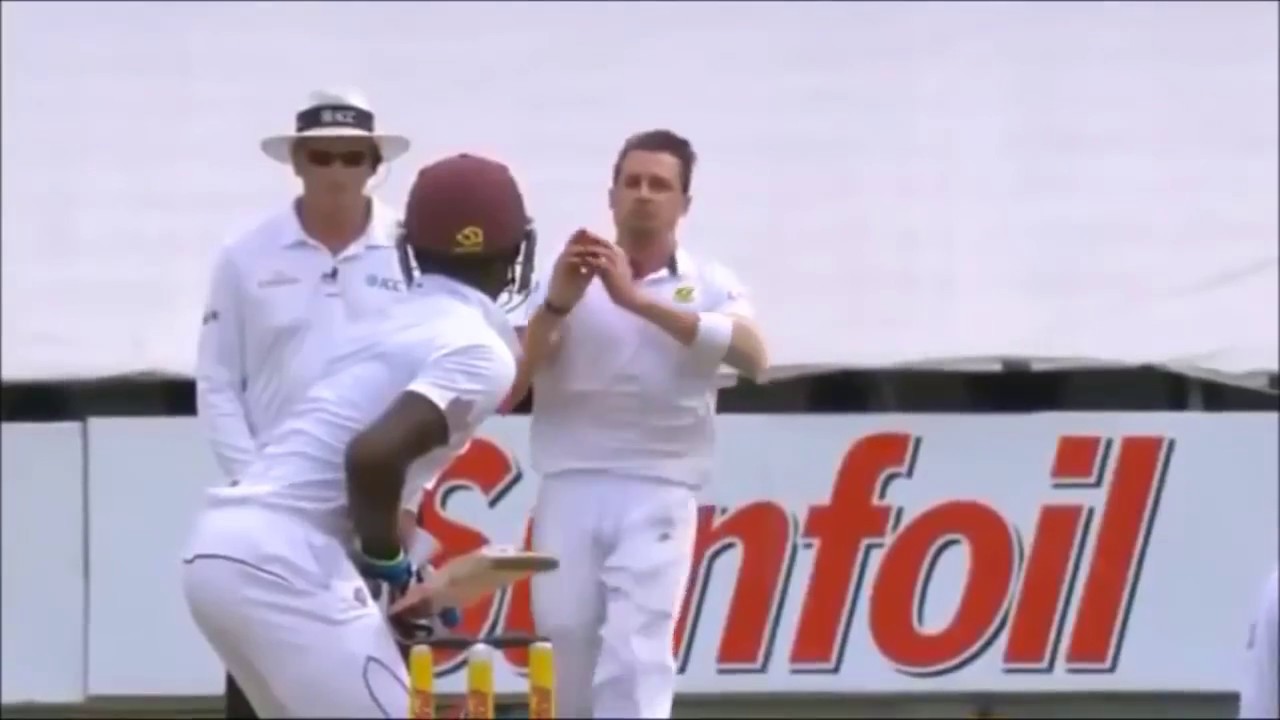 Worst Bowling in Cricket History - YouTube