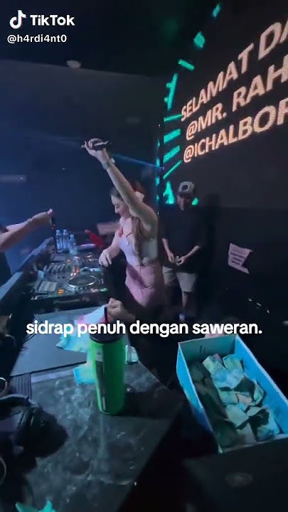 NATHALIE HOLSCHER NGE DJ DISAWER RATUSAN JUTA