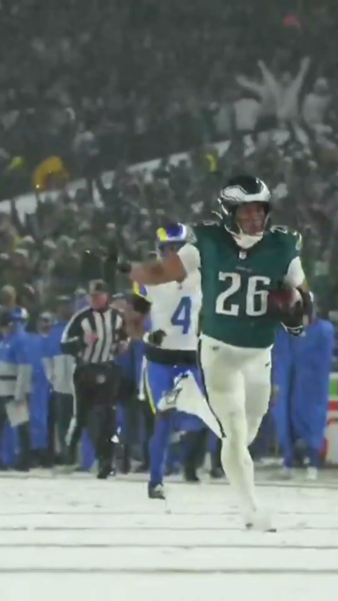 It's official, Saquon Barkley is not from planet Earth ?? Eagles vs Rams Divsional Round Highlights