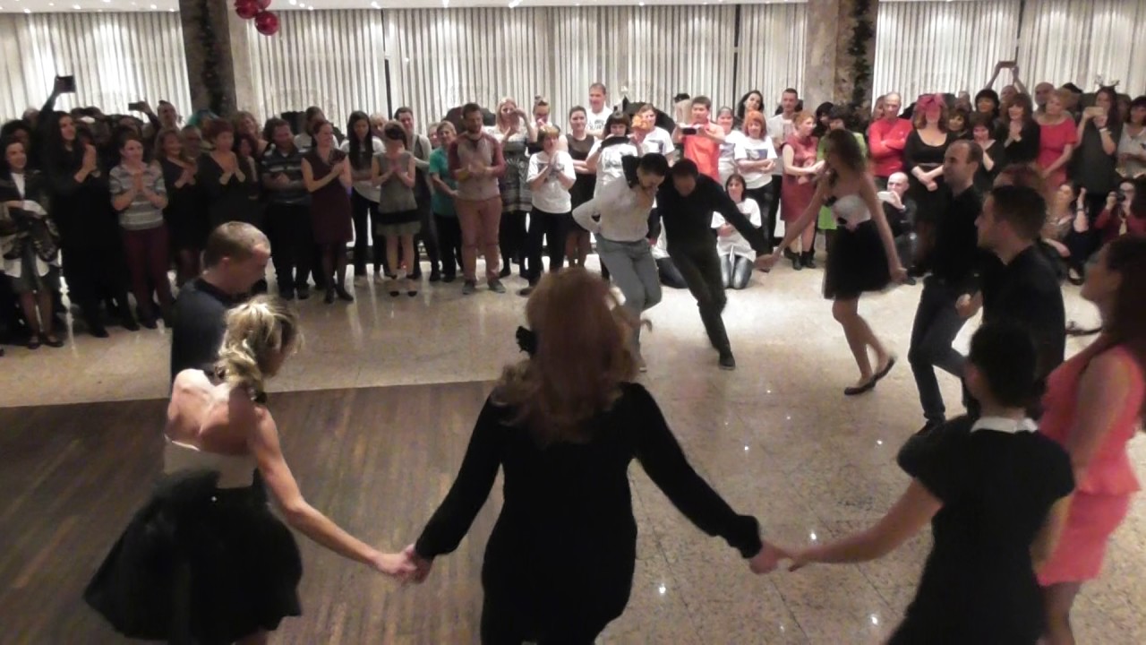 Клуб Гайтани и Фолклорна Формация В Шоплука - Граовско хоро