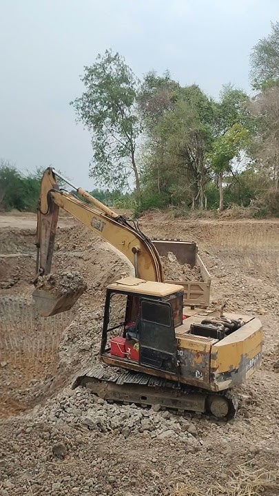 how-many-hours-does-a-excavator-last-was-dig-automobile-excavotor