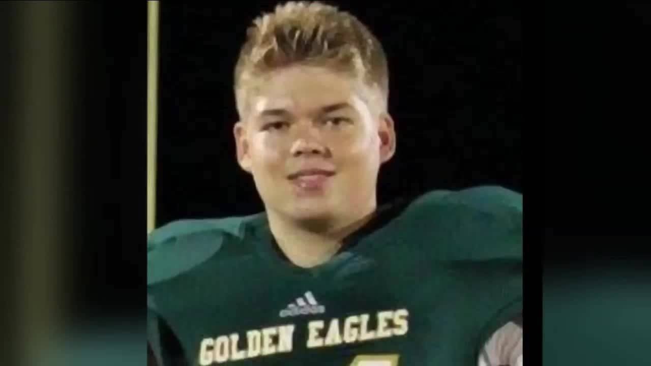Fleming Island teen dies after collapsing in weight room