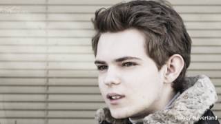 124 Multi Male Celeb - Ocean Eyes