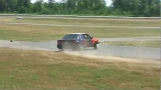 Tandem Drift - Volvo Vs Gray 240