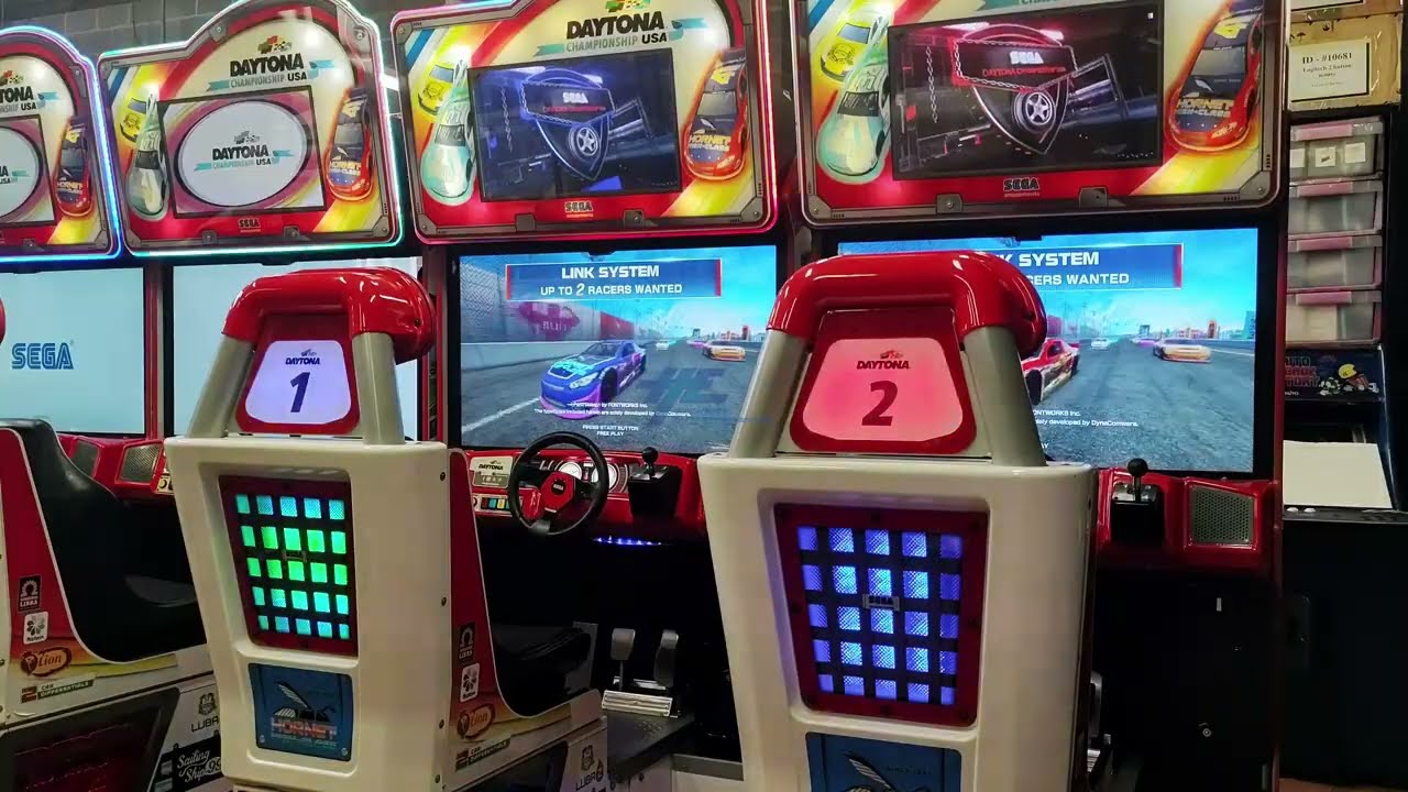 Daytona USA | マッスルマジック - Championship デイトナ 15インチ