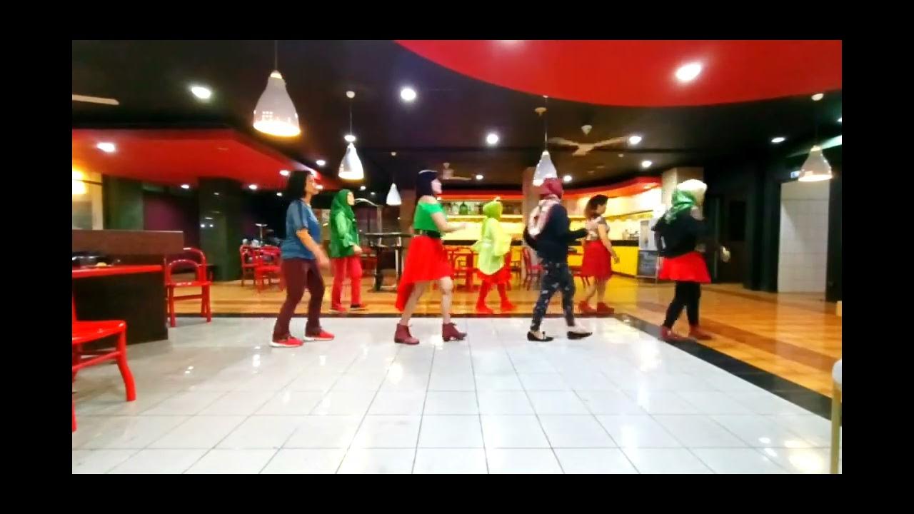 DANCING QUEEN //LINE DANCE // CHOREO BY WANDY & HOTMA YouTube