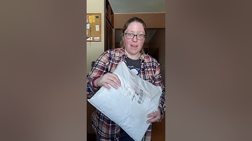 Connecting Threads unboxing, quilt kit