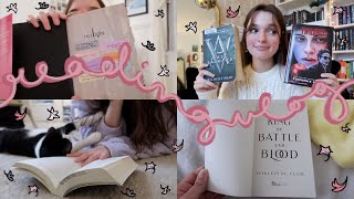 READING VLOG | reading three vampire books while accidentally exposing myself as a twihard👀🌙✨