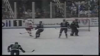 Steve Yzerman goal (Game 5 1992 vs Minnesota)