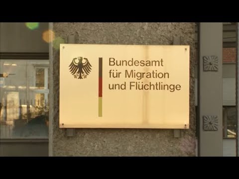 FLÜCHTLINGE: BAMF arbeit viel besser als gedacht