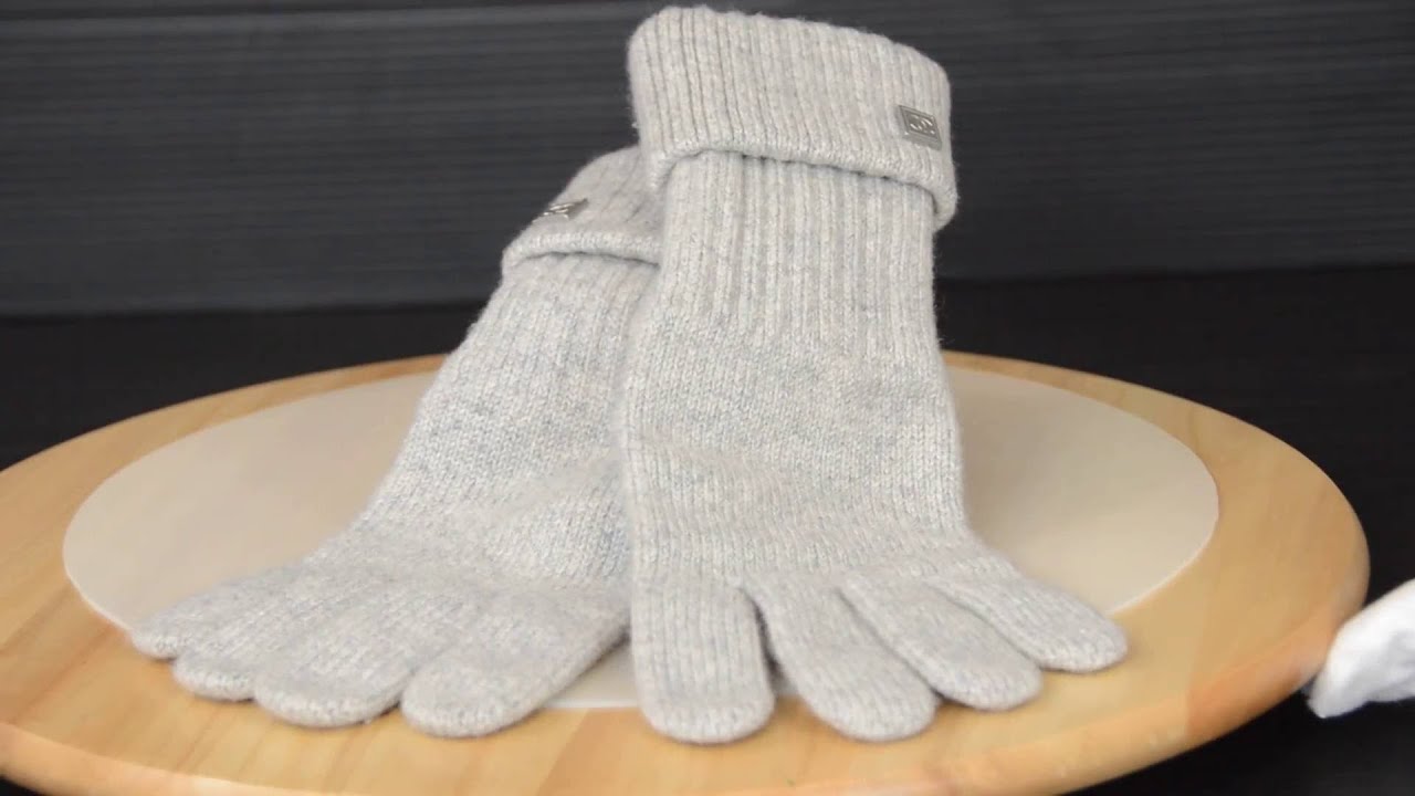 ilovekawaii C02427 - CHANEL Gray 100% Cashmere Lady's Gloves