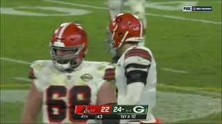 Baker Mayfield throws a 4th interception against the Packers that should have been a PI
