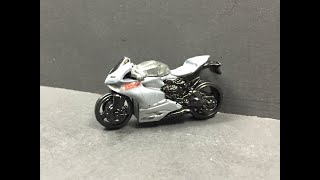 Hot Wheels Ducati 1199 Pinagale Review & Unboxing 1:64