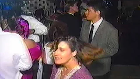 Wedding 20 Packed Dancing