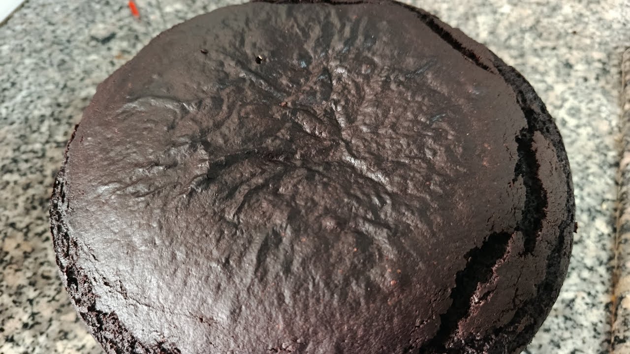 עוגת שוקולד פרווה עסיסית ללא ביצים