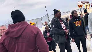 #Commanders QB Jayden Daniels Helps Serve 2,500 Thanksgiving Meals