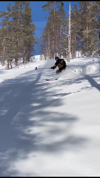 Download lagu Puuteri pöllyää Ylläksellä #shorts #outdoors