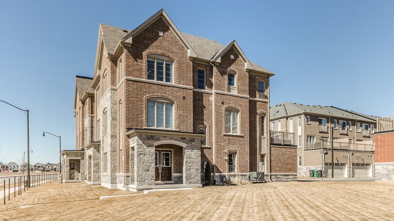 BRAMPTON TOWNHOUSE FOR SALE 425 RIVERMONT ROAD YouTube