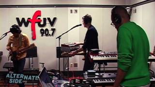 Yeasayer - &quot;Mondegreen&quot; (Live at WFUV)
