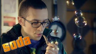 Slimane mène l'enquète I SODA - Saison 3 (Kev Adams ; William Lebghil)