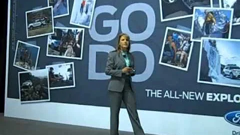 Chicago Auto Show - Amy Marentic | Ford Social Med...