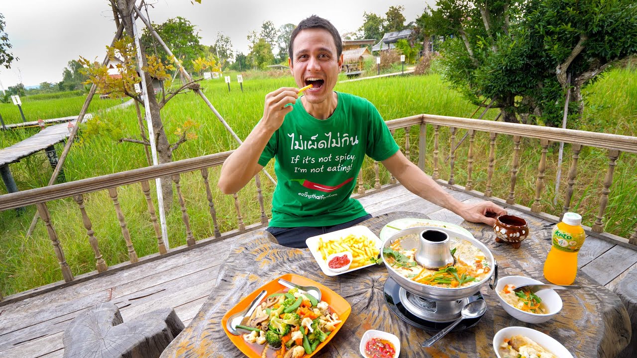 We Stayed in a Rice Paddy Hotel!! 🌾 Breakfast + Dinosaur Footprints 🦖 | Kalasin, Thailand