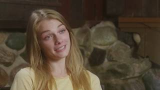 Lauren shares her story about experiencing a traumatic auto accident
and the life-saving efforts of mclaren oakland medical staff that
followed.