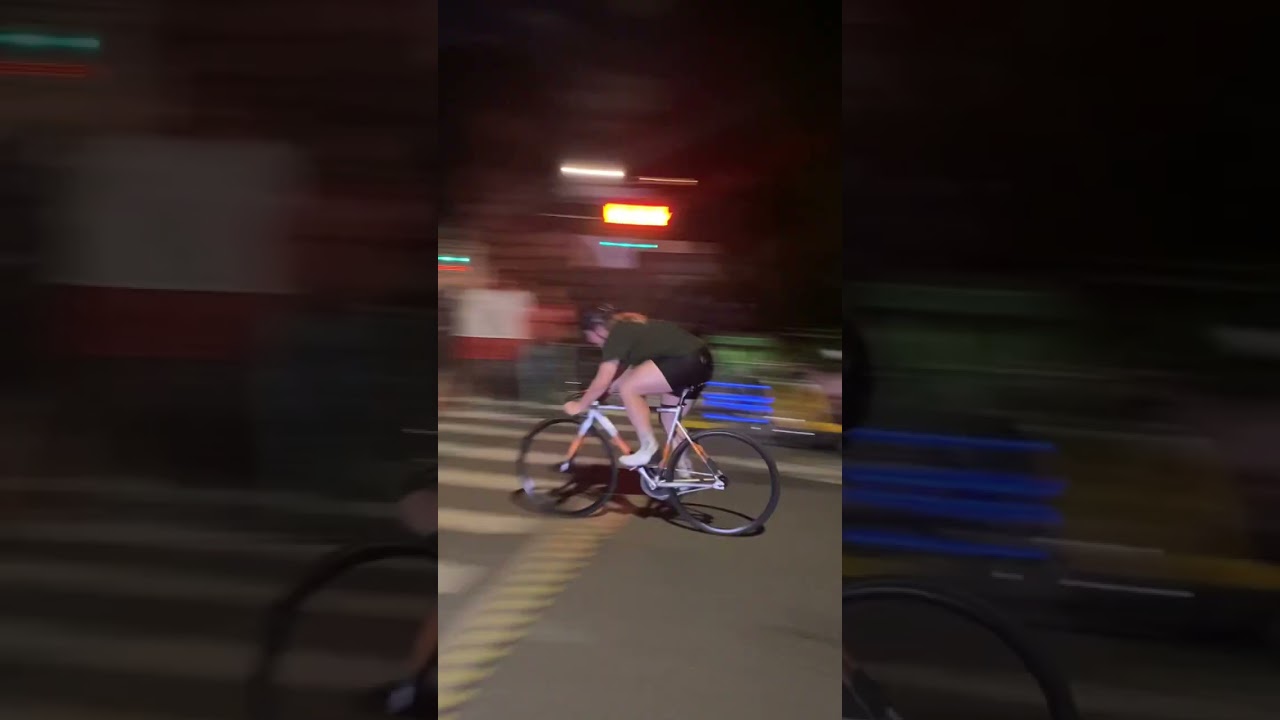 Women’s Fixed Gear Sprint Race