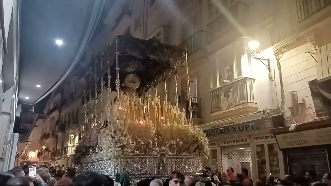MARÍA SANTÍSIMA DE LA ESPERANZA (CIGARRERAS) SEMANA SANTA DE CÁDIZ 2025. MIÉRCOLES SANTO.