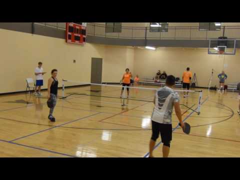 Mexico Spooktacular Pickleball.  OMX 1/8 Finals. Game 3. Thompson/Ganey vs Nguyen/Brown
