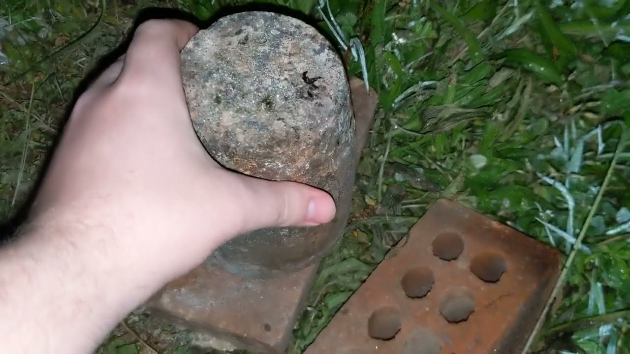 Cleaning the over abundance of slag from my crucible.