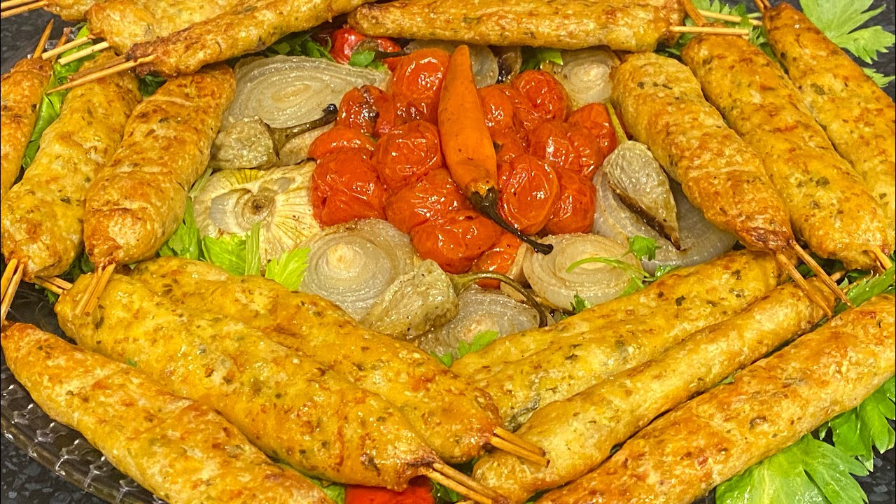 #بنصف كيلوا صدر دجاج #سويت كباب ملوكي👑🙈#بفرن الطباخ  #المقادير👇#مو تنسون لايك 👍😁