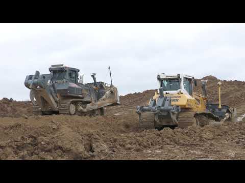 4K/LIEBHERR BULLDOZER 756 och 736 vid ett 12 Nov 2025