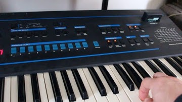 Sequential Prophet VS hybrid vector synth arpeggiator + lead sound (bright and LOUD).