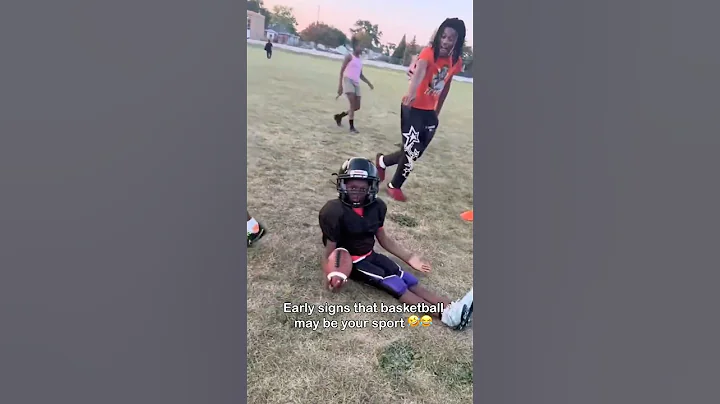Early sign to CHANGE SPORTS 😂 #shorts thumbnail
