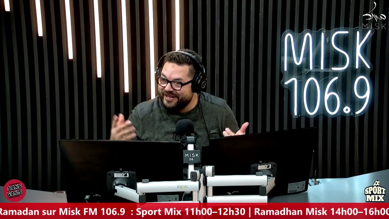 صبري اللموشي يتابع خليل العياري شطي الدنداني..هل أن لاعبي الفريق الثاني قادرون على اللعب مع المنتخب؟