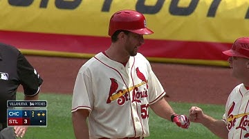 CHC@STL: Wainwright drives in a run with a single