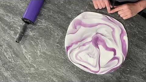 Marble fondant tutorial - Cake decorating video