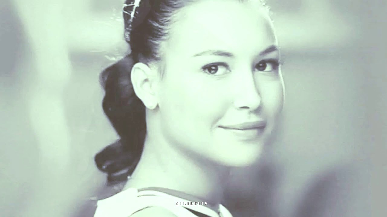 "lay me down on a bed of roses..." HappyBirthdayNaya YouTube